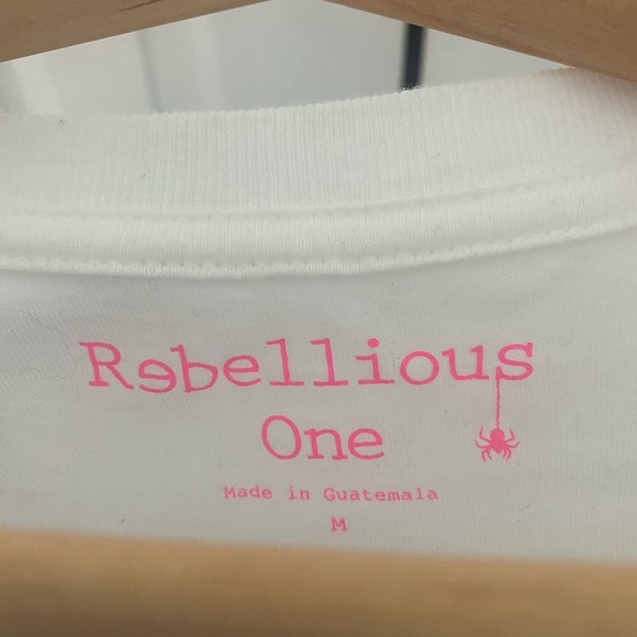 white cropped yellowstone t-shirt - Picture 3 of 3